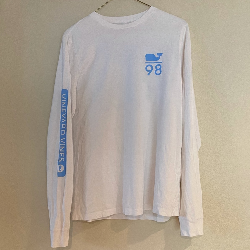 Vineyard Vines | Long Sleeve White Logo Tee | Boy XL